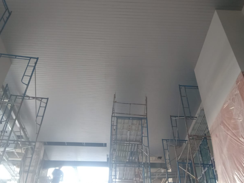 PANELLUX LINEAR CEILING  200R