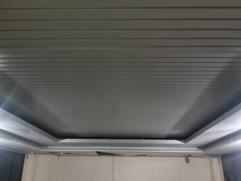 PANELLUX LINEAR CEILING 85C