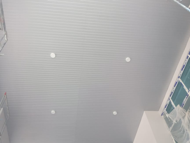 PANELLUX LINEAR CEILING  200RPANELLUX LINEAR CEILING  200R