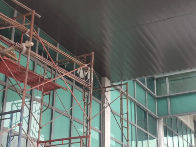 PANELLUX LINEAR CEILING 200C