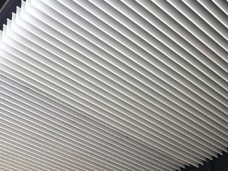 ® LINEAR CEILING (39)