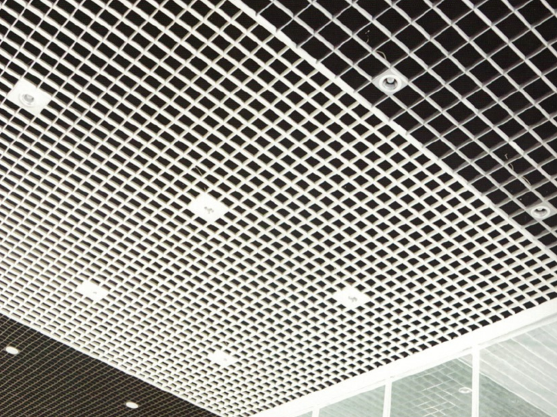 ® LINEAR CEILING (45)