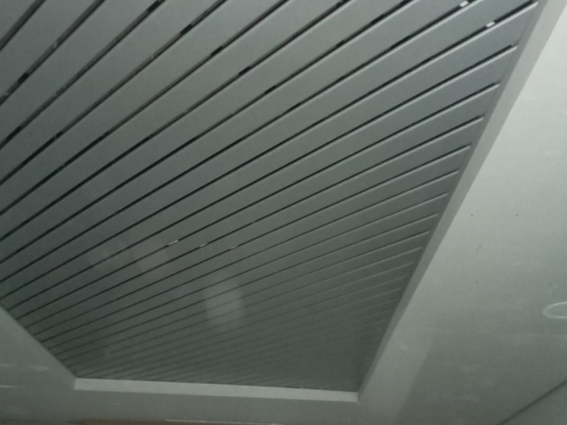 ® LINEAR CEILING (52)